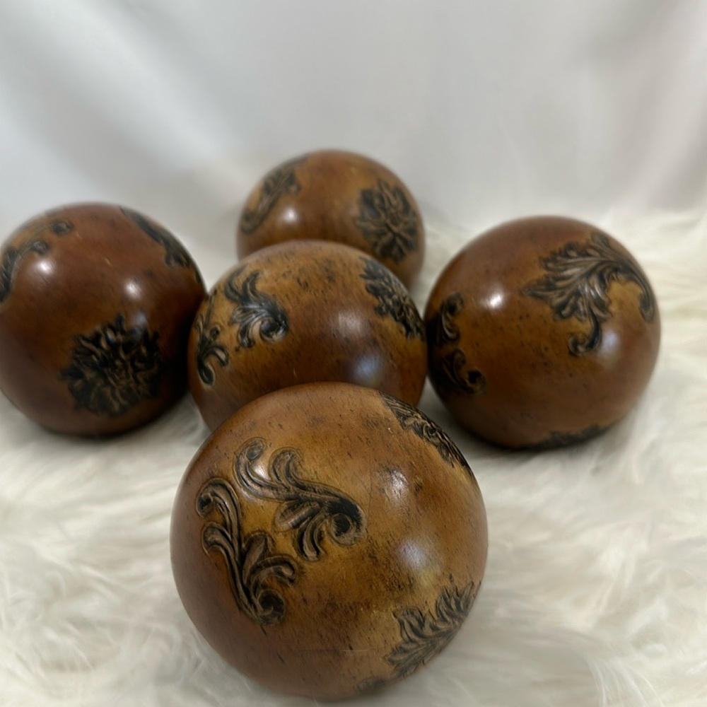 Wood Mango Balls for Home Decor 5pc set